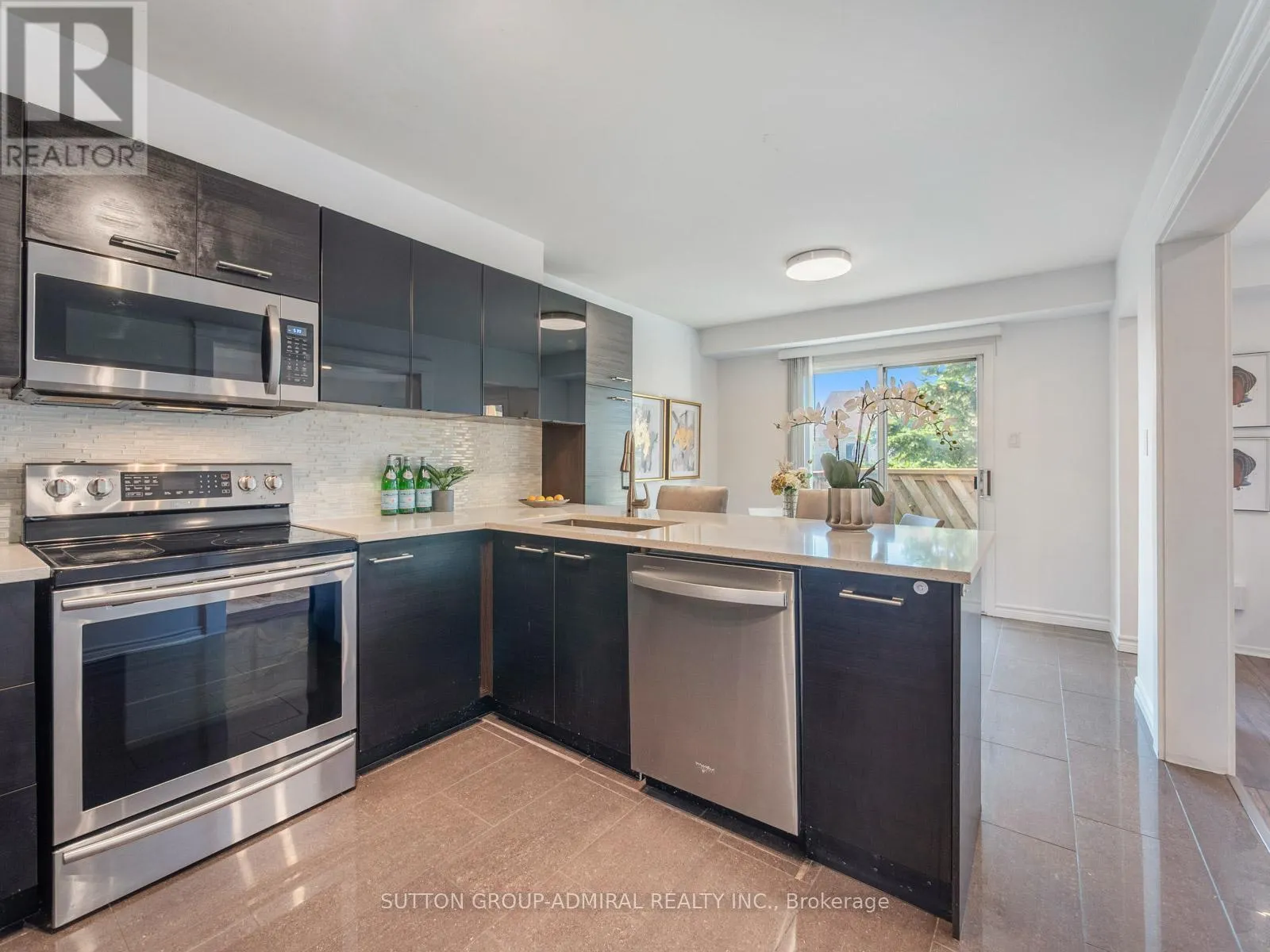 104 HUMPHREY DRIVE