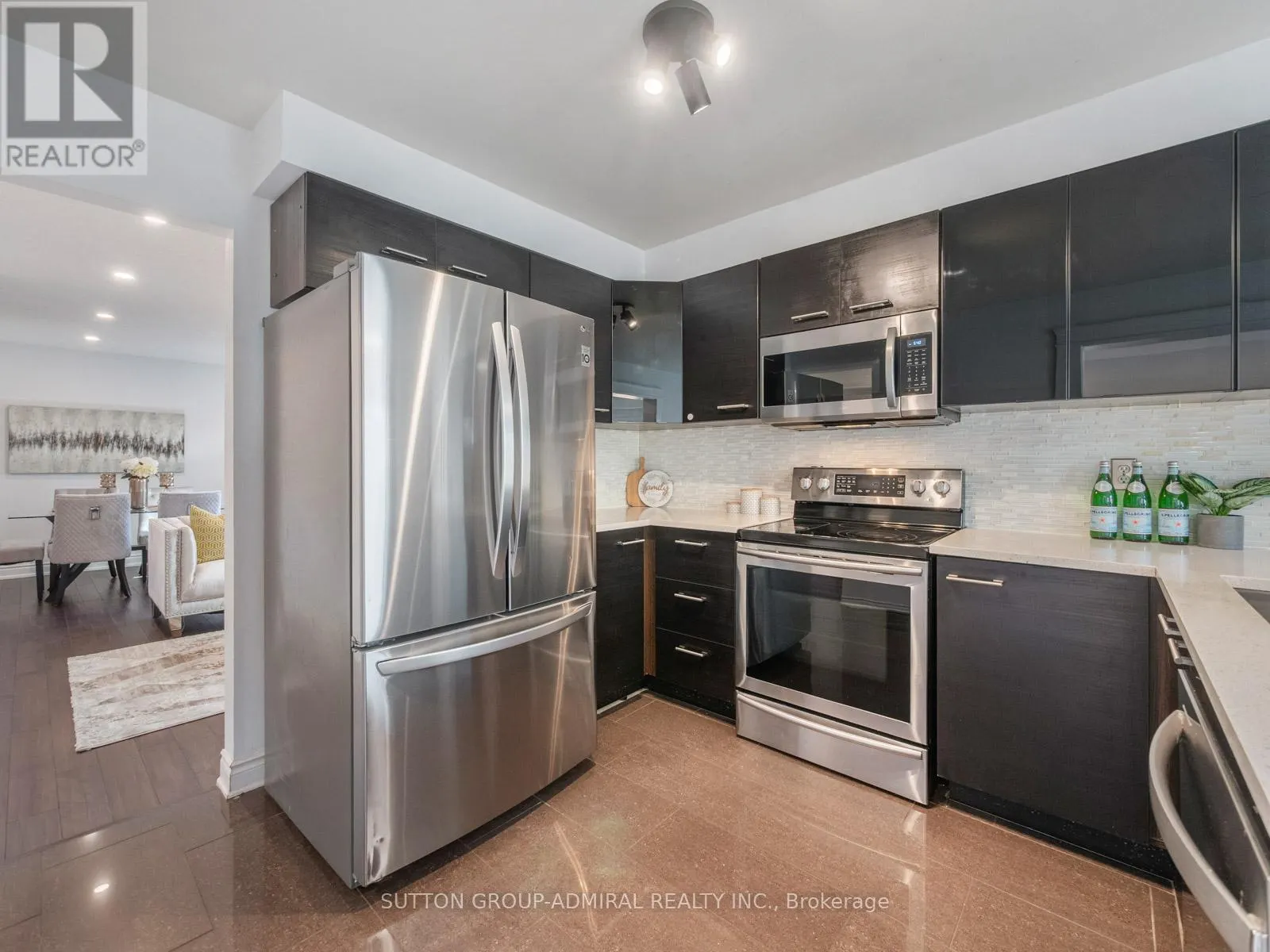 104 HUMPHREY DRIVE