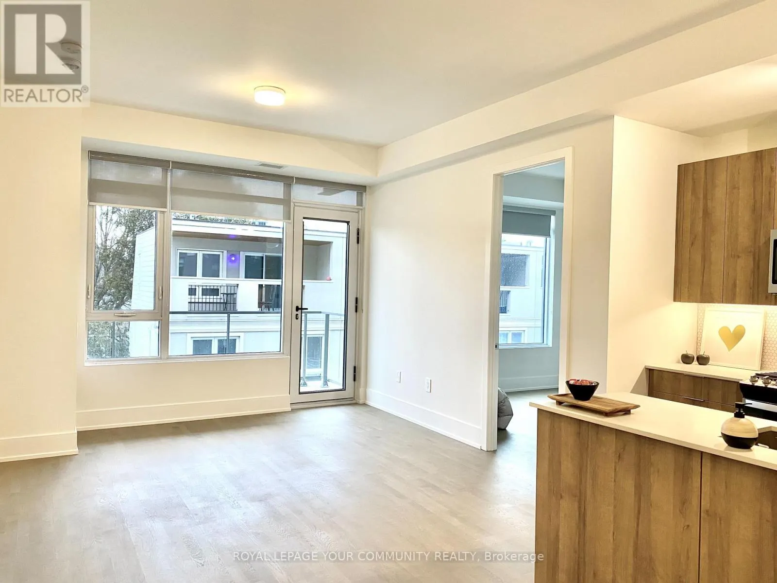 308 - 495 LOGAN AVENUE