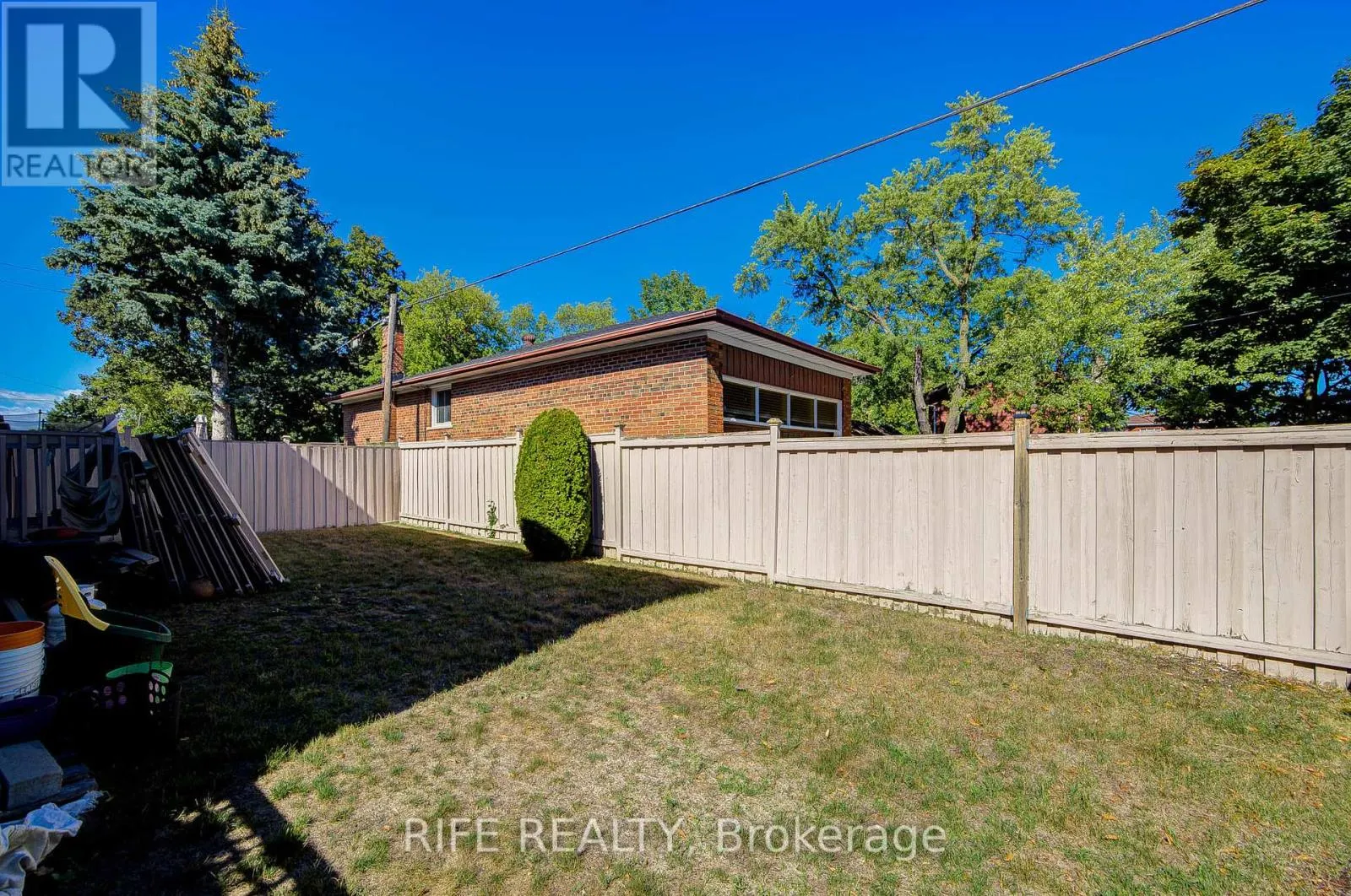 106 CRAGGVIEW DRIVE