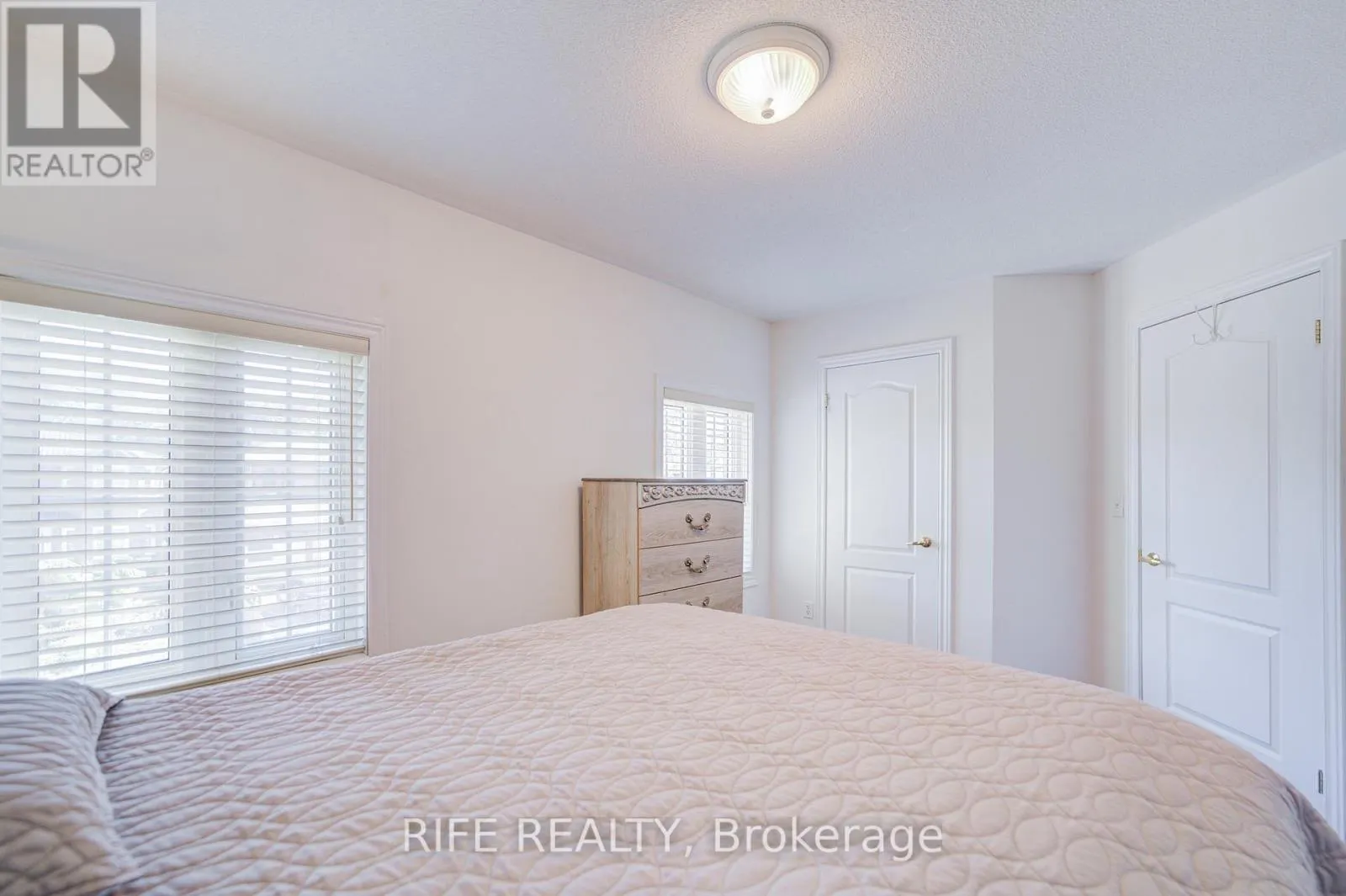 106 CRAGGVIEW DRIVE