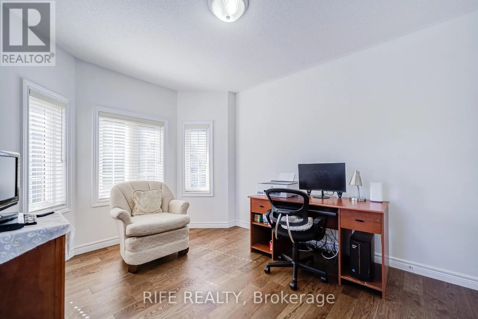 106 CRAGGVIEW DRIVE
