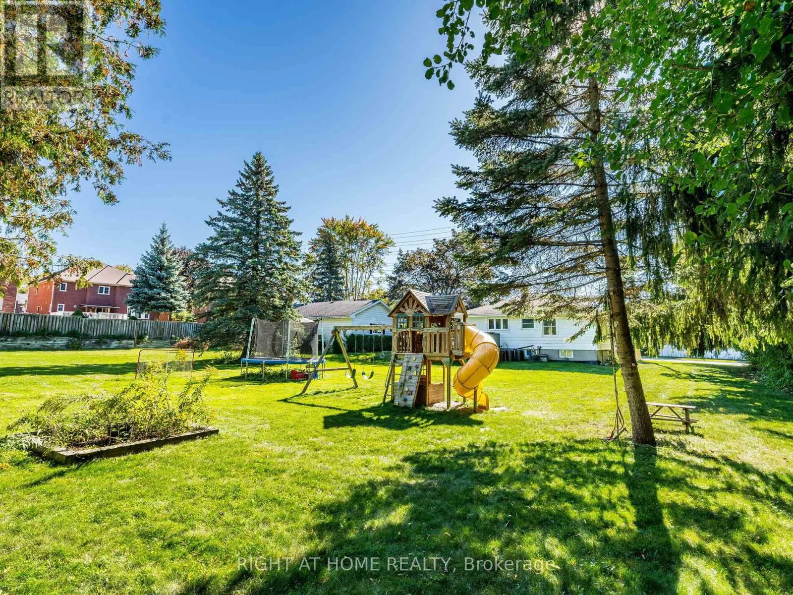 148 WINCHESTER ROAD E