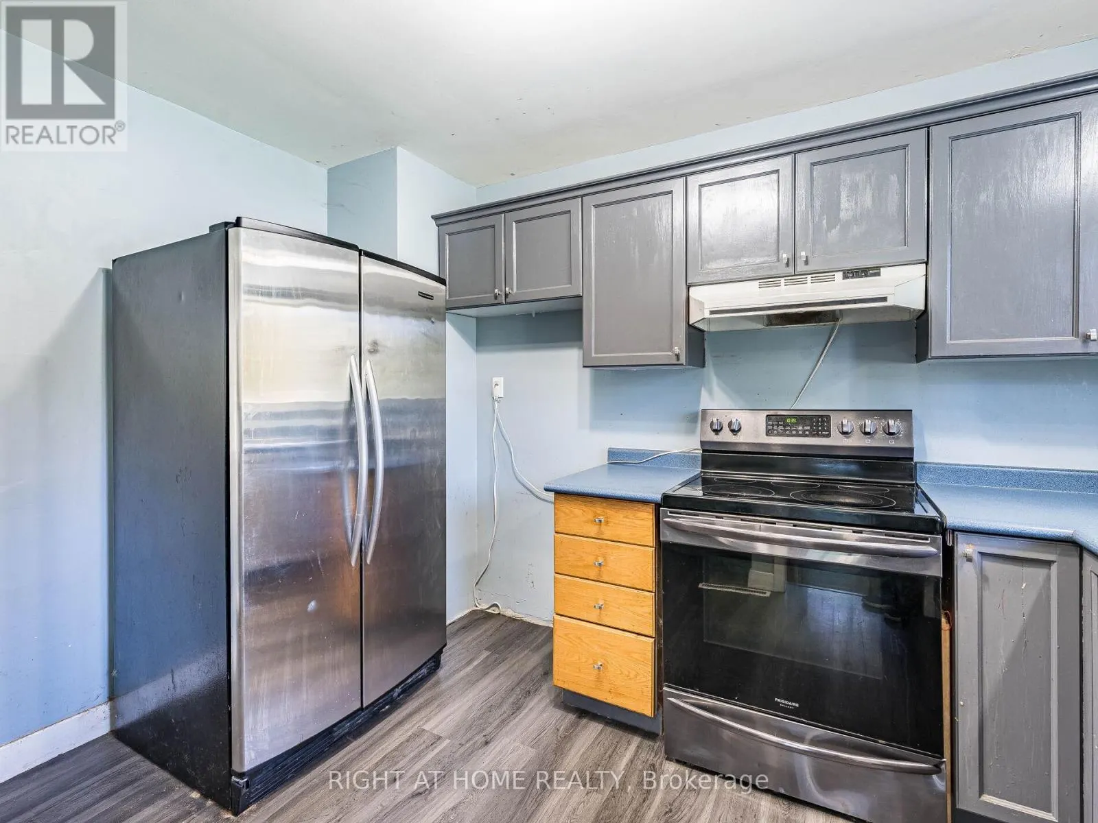 148 WINCHESTER ROAD E