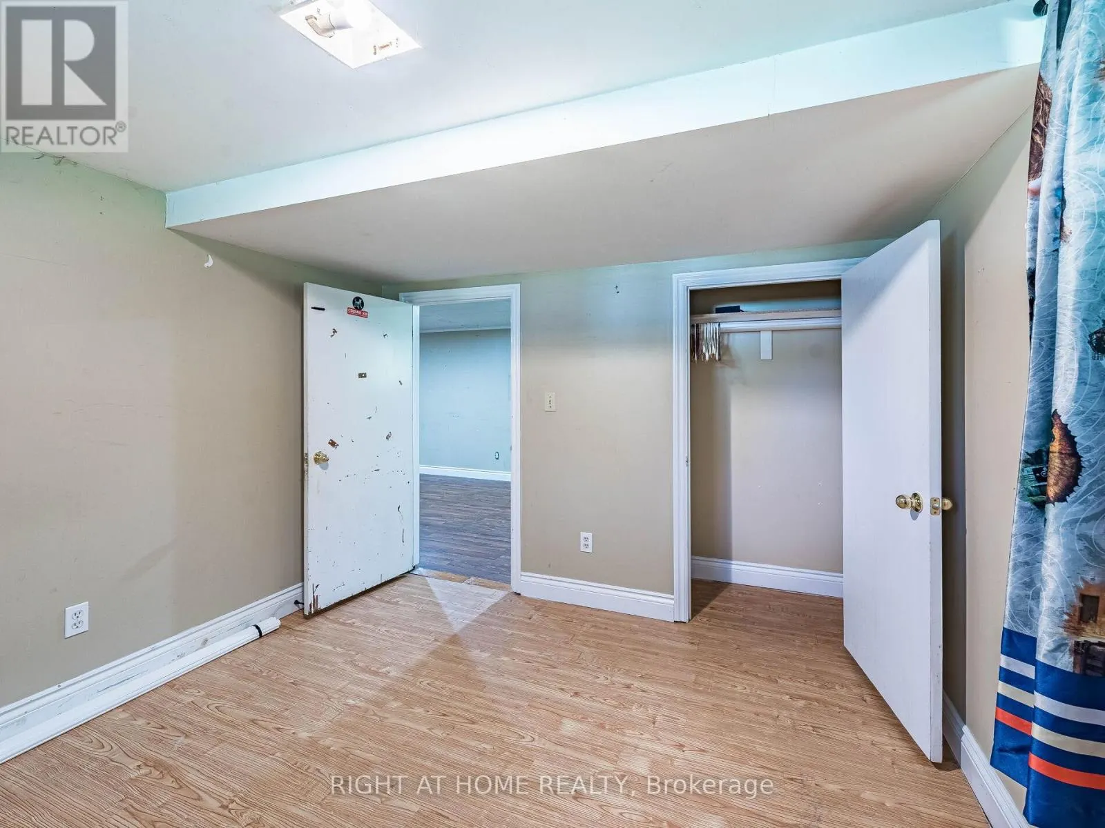 148 WINCHESTER ROAD E