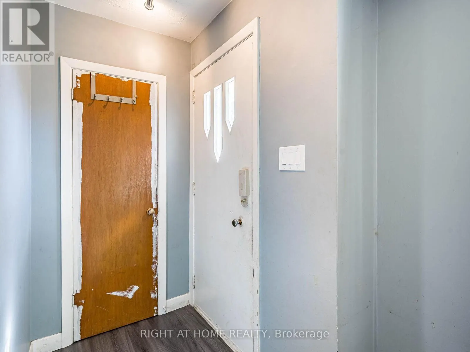 148 WINCHESTER ROAD E
