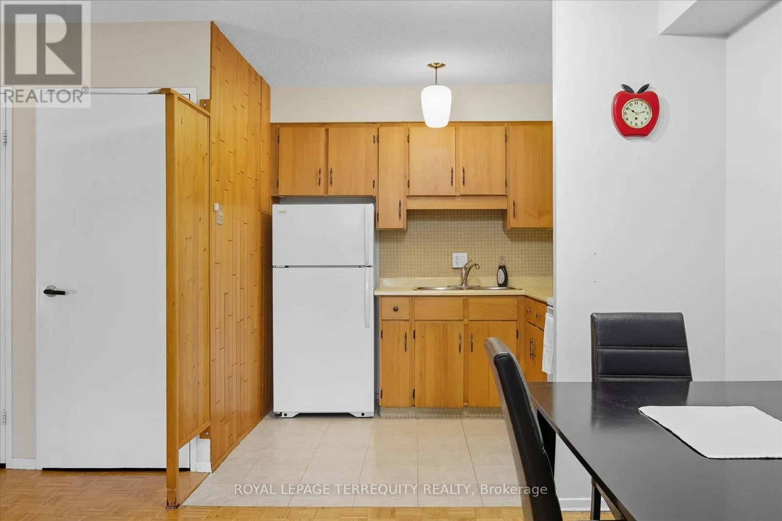 5-209 - 50 OLD KINGSTON ROAD