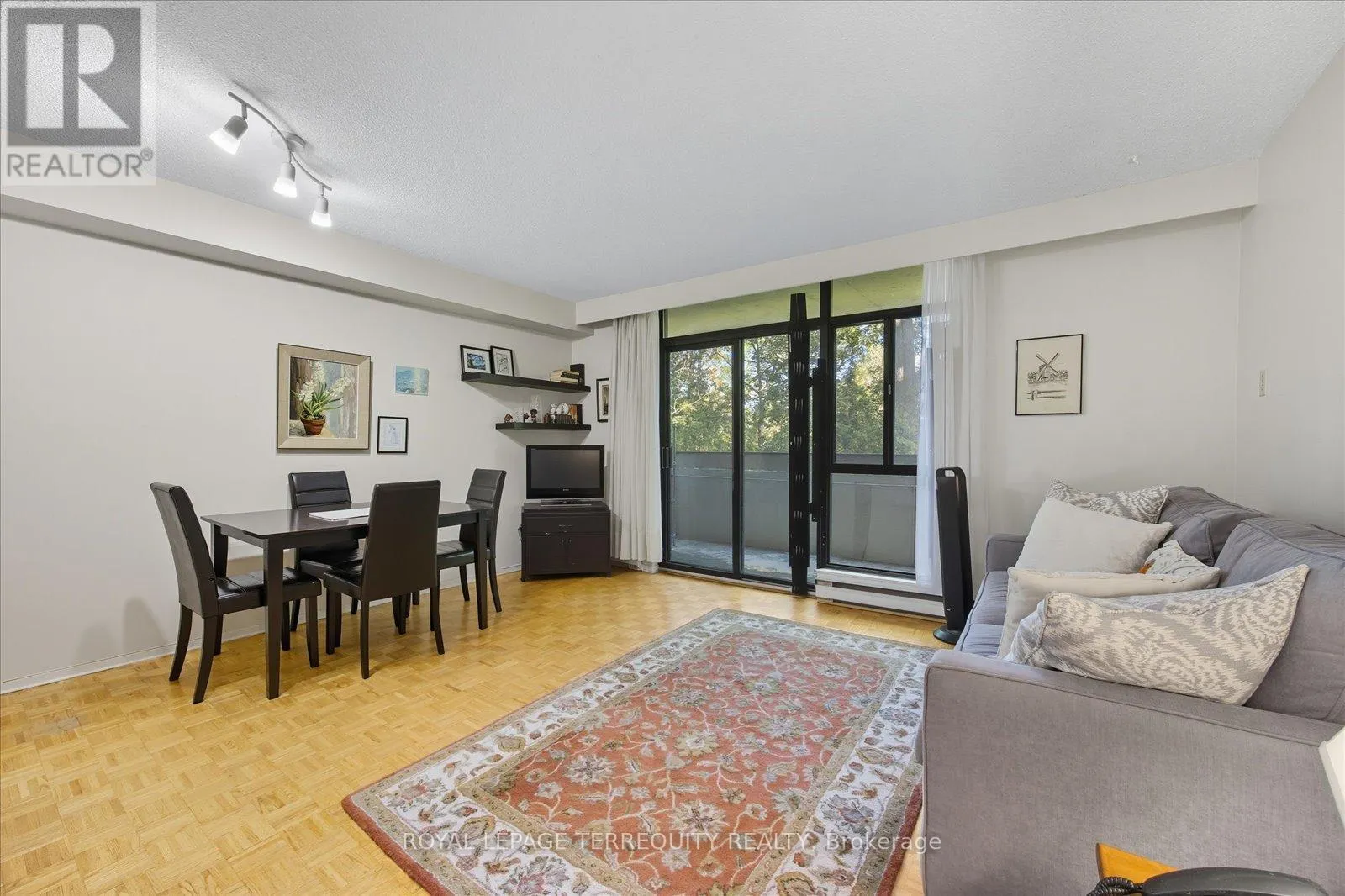 5-209 - 50 OLD KINGSTON ROAD