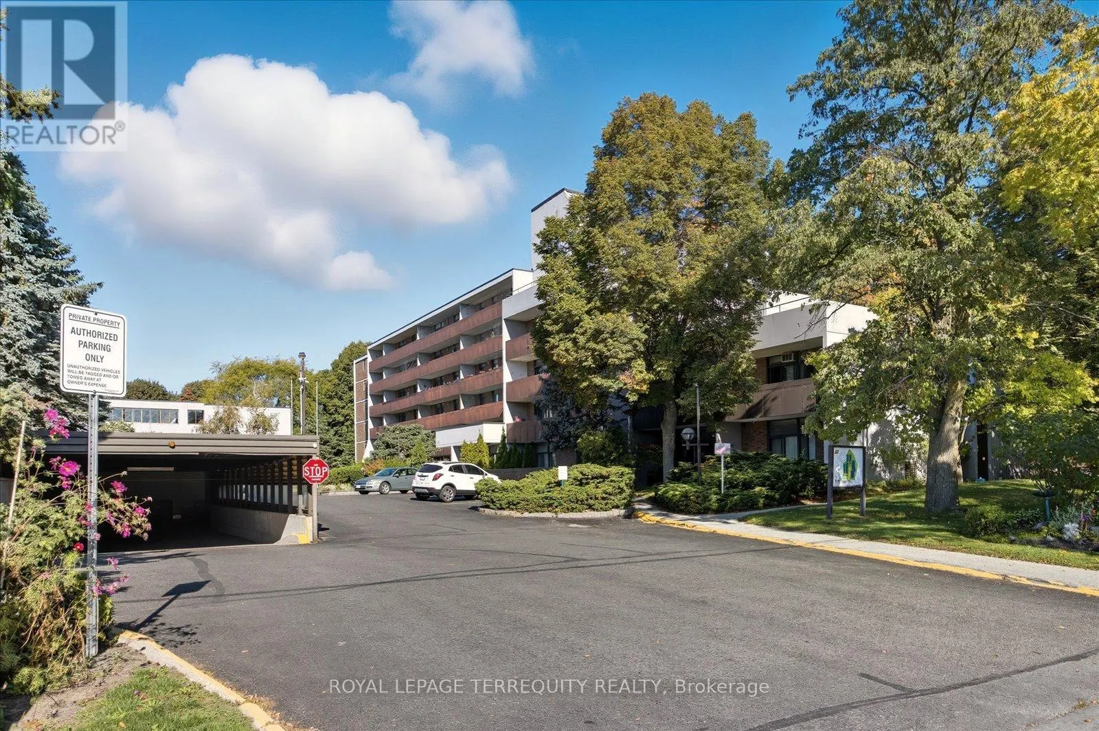5-209 - 50 OLD KINGSTON ROAD