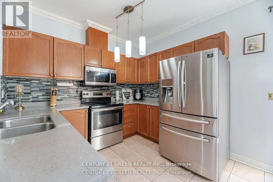 18 FIDDLEHEAD TERRACE