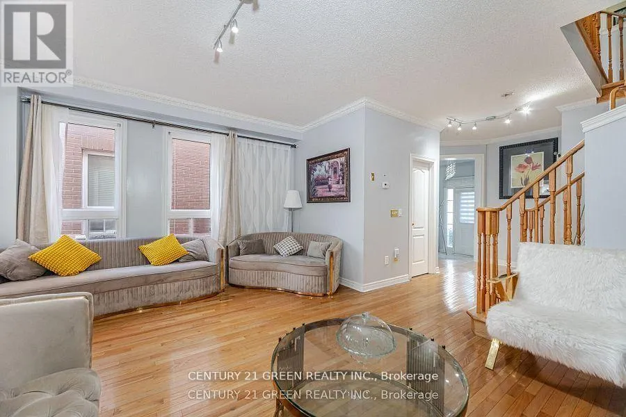 18 FIDDLEHEAD TERRACE