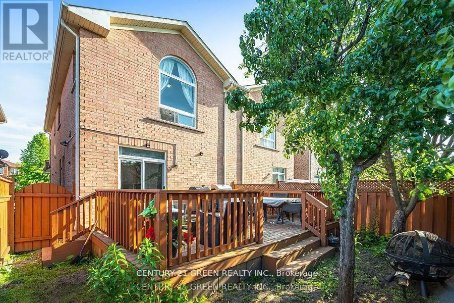 18 FIDDLEHEAD TERRACE