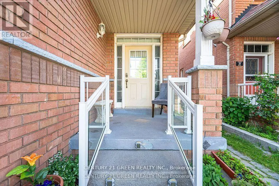 18 FIDDLEHEAD TERRACE