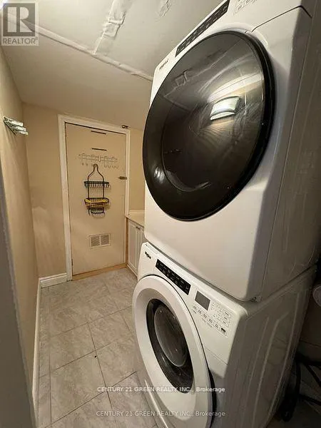 18 FIDDLEHEAD TERRACE