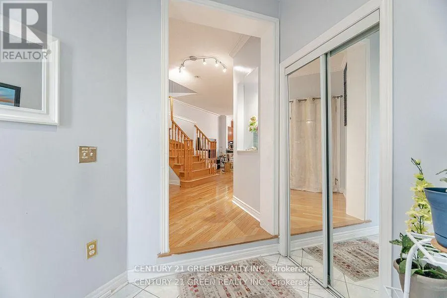 18 FIDDLEHEAD TERRACE
