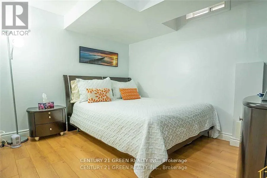 18 FIDDLEHEAD TERRACE