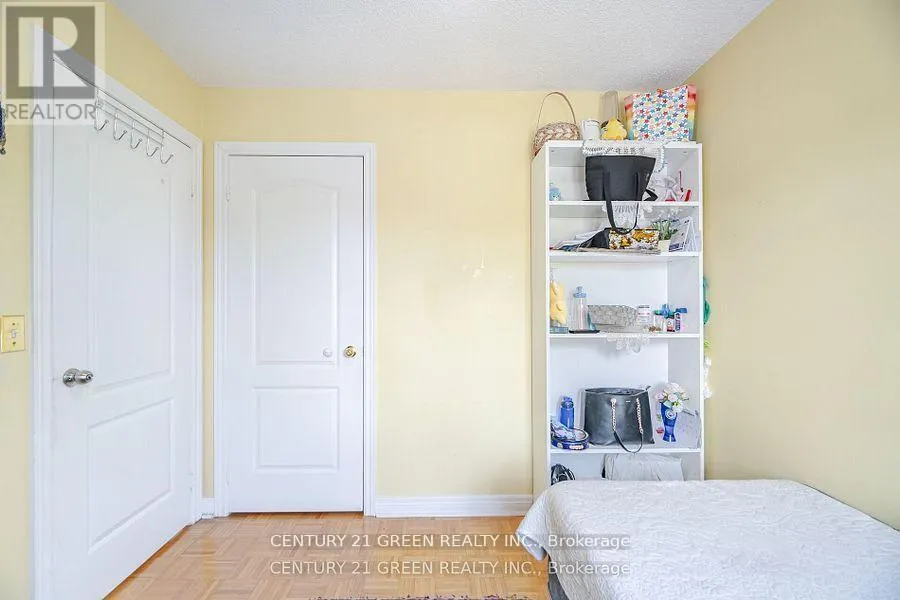 18 FIDDLEHEAD TERRACE