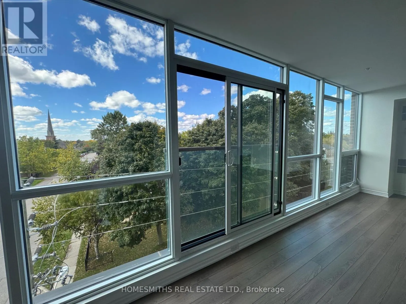 401 - 109 KING AVENUE E, #401