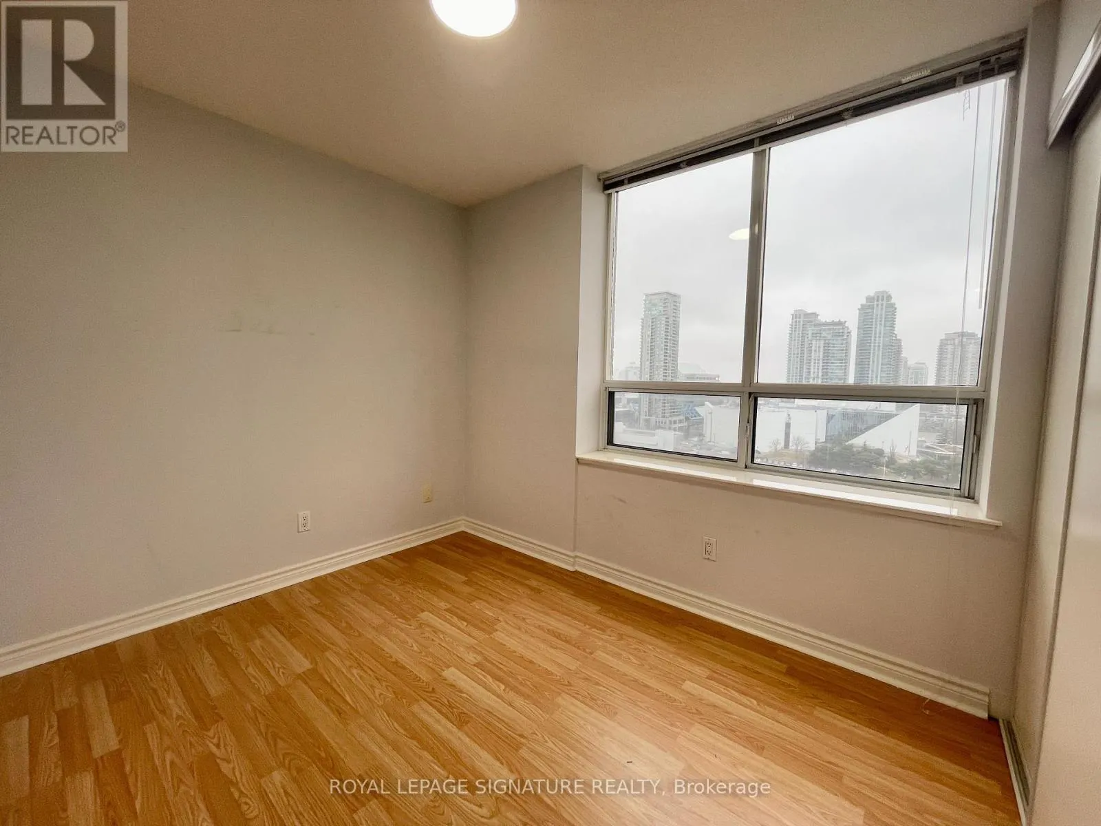 1708 - 115 OMNI DRIVE
