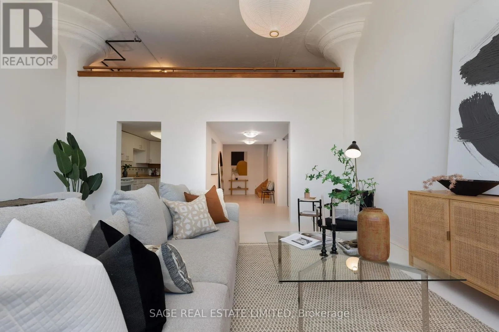 403 - 245 CARLAW AVENUE