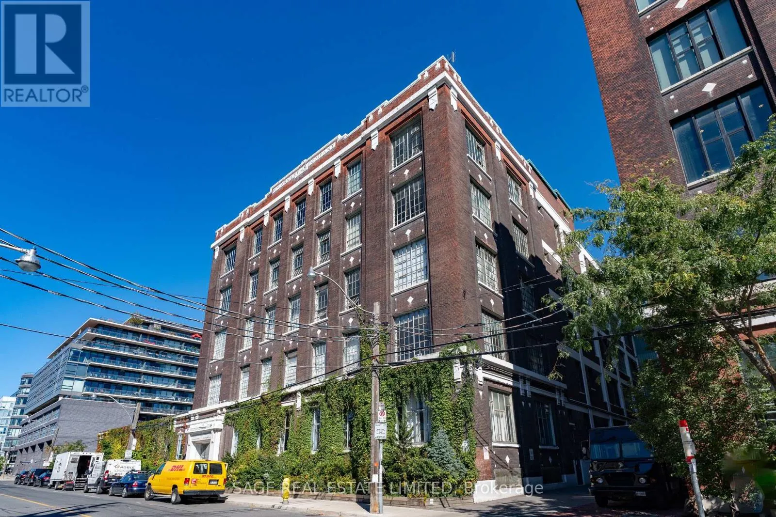 403 - 245 CARLAW AVENUE