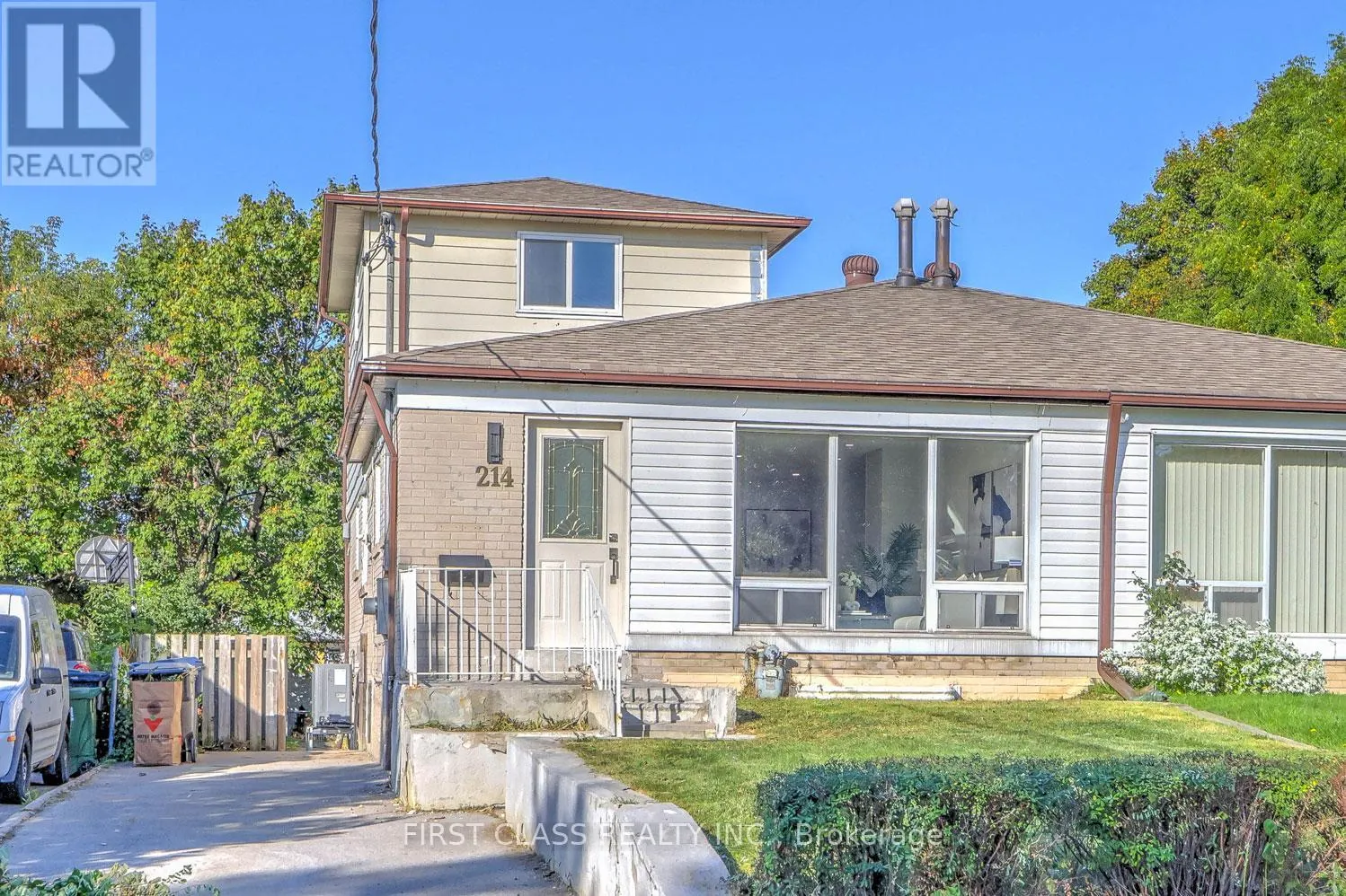 214 LINDEN AVENUE