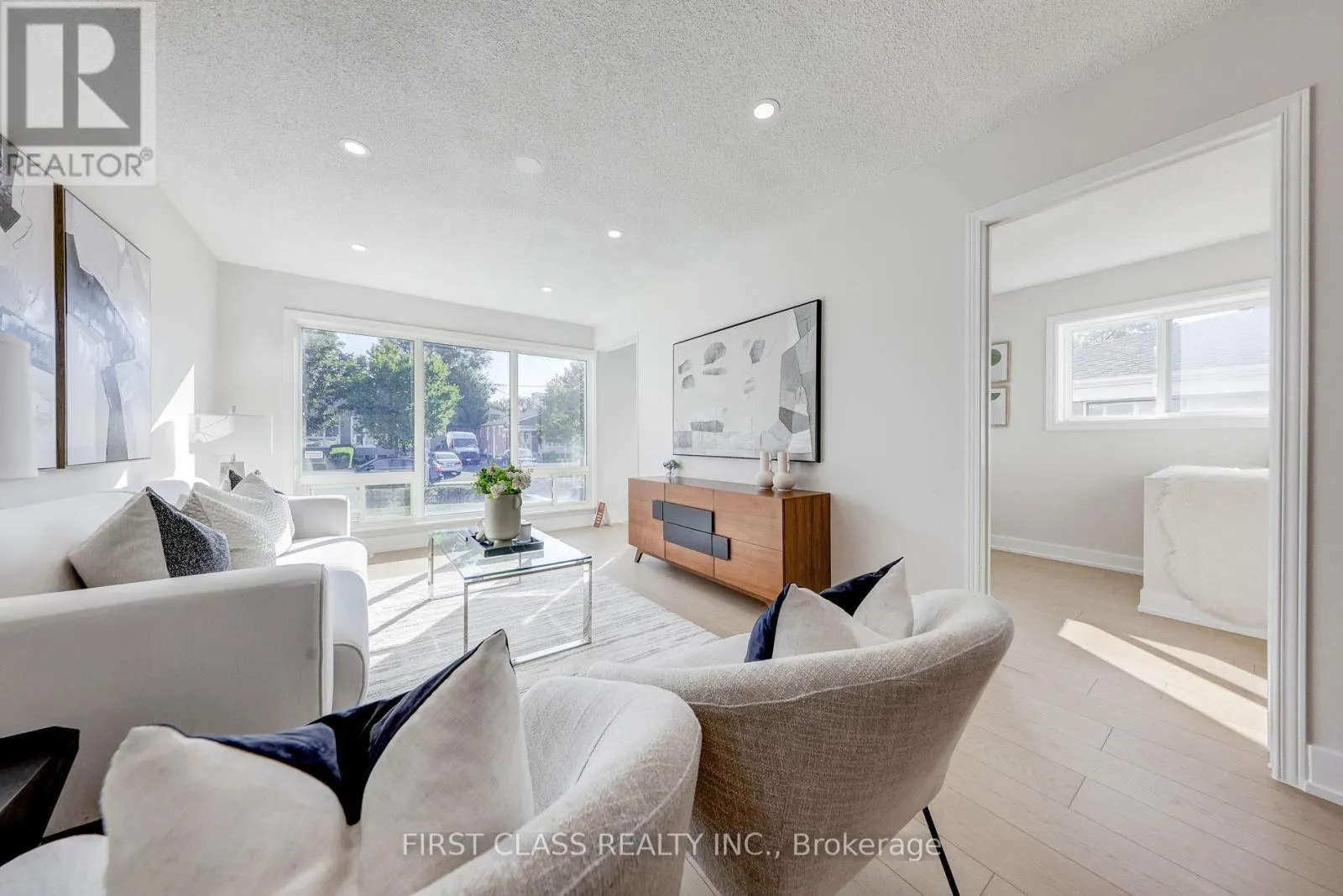 214 LINDEN AVENUE