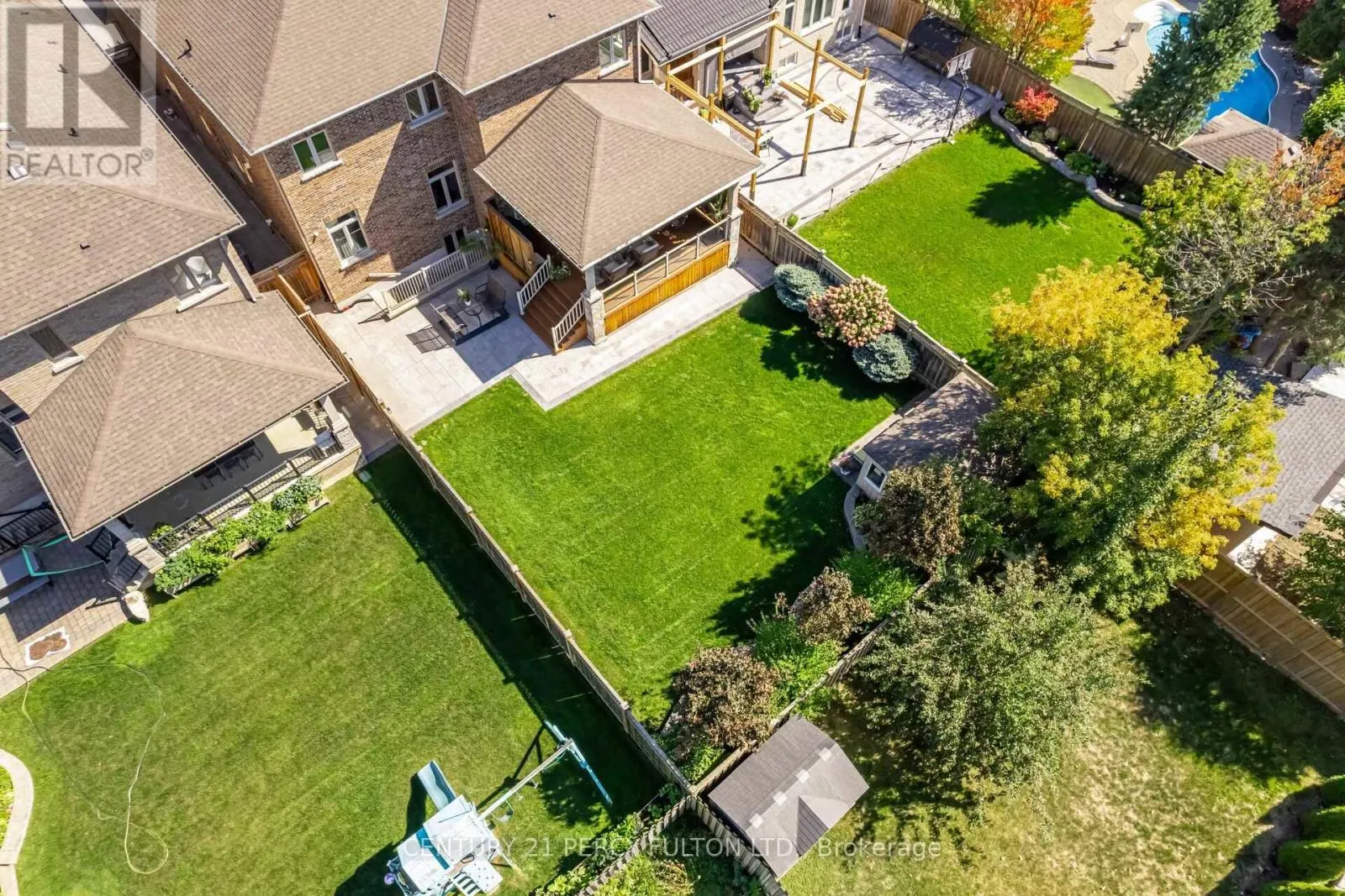 1738 ROCKWOOD DRIVE