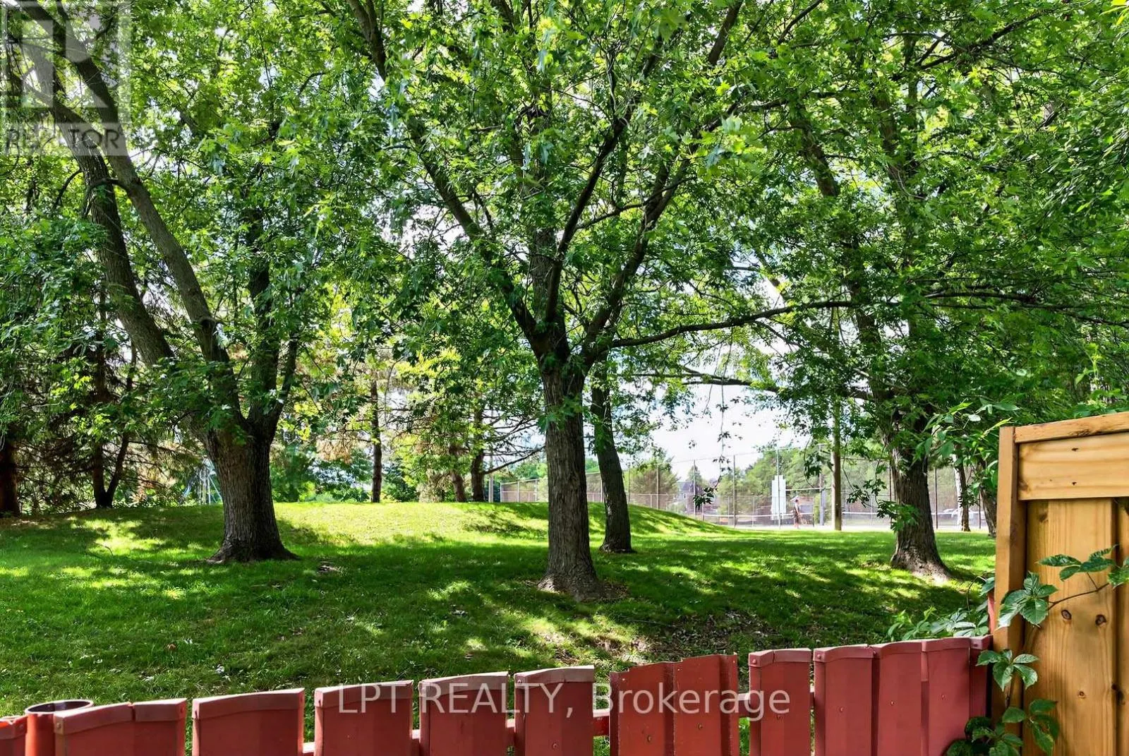 918 WALTON BOULEVARD