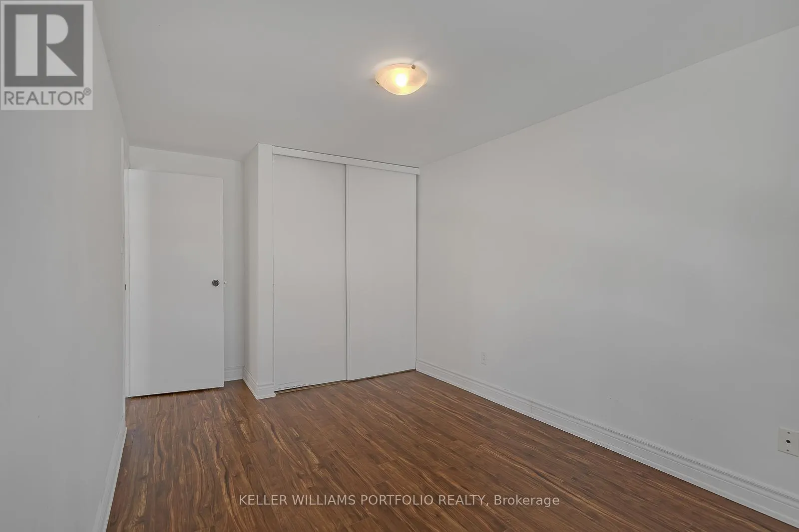 37 BANNER CRESCENT