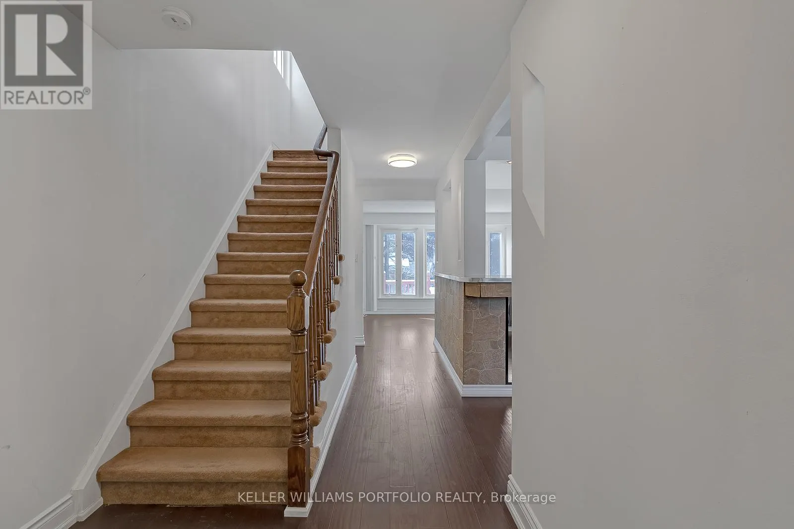 37 BANNER CRESCENT