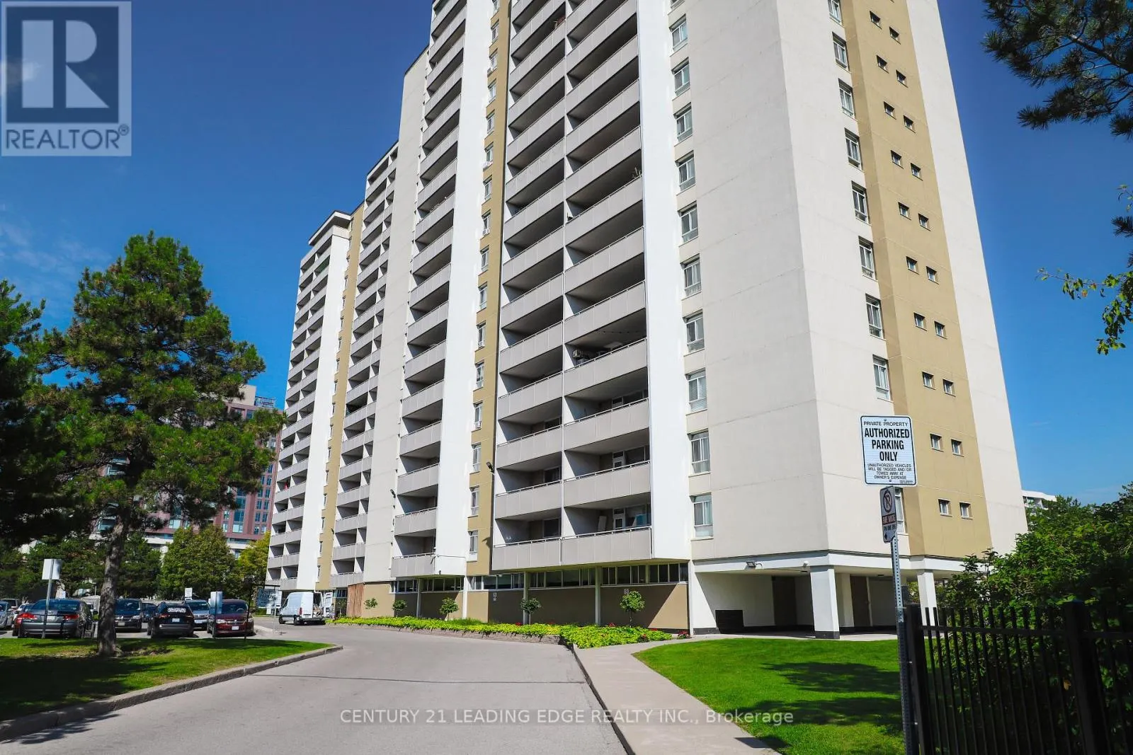 1206 - 2550 PHARMACY AVENUE