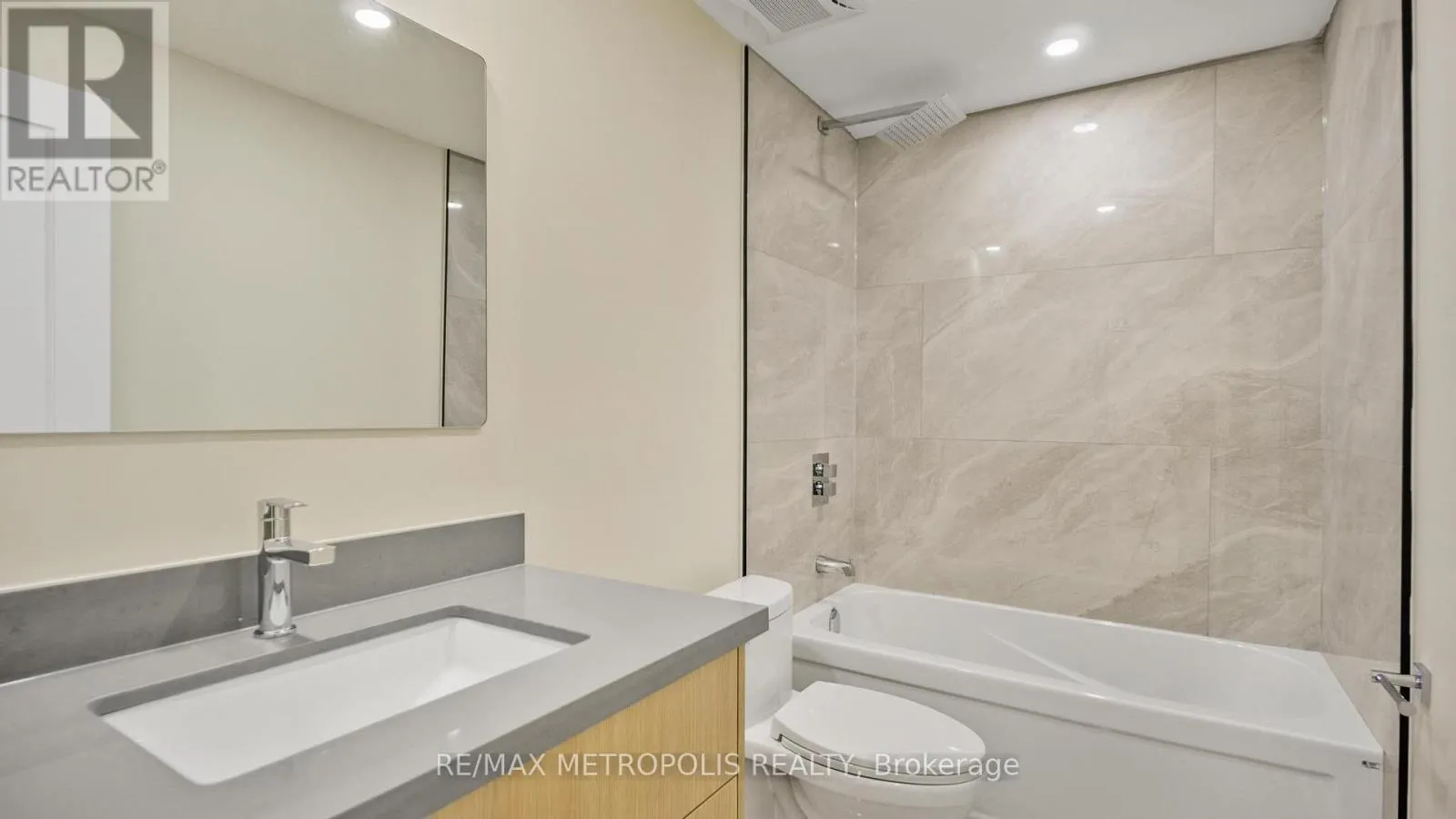 39 KENWORTHY AVENUE