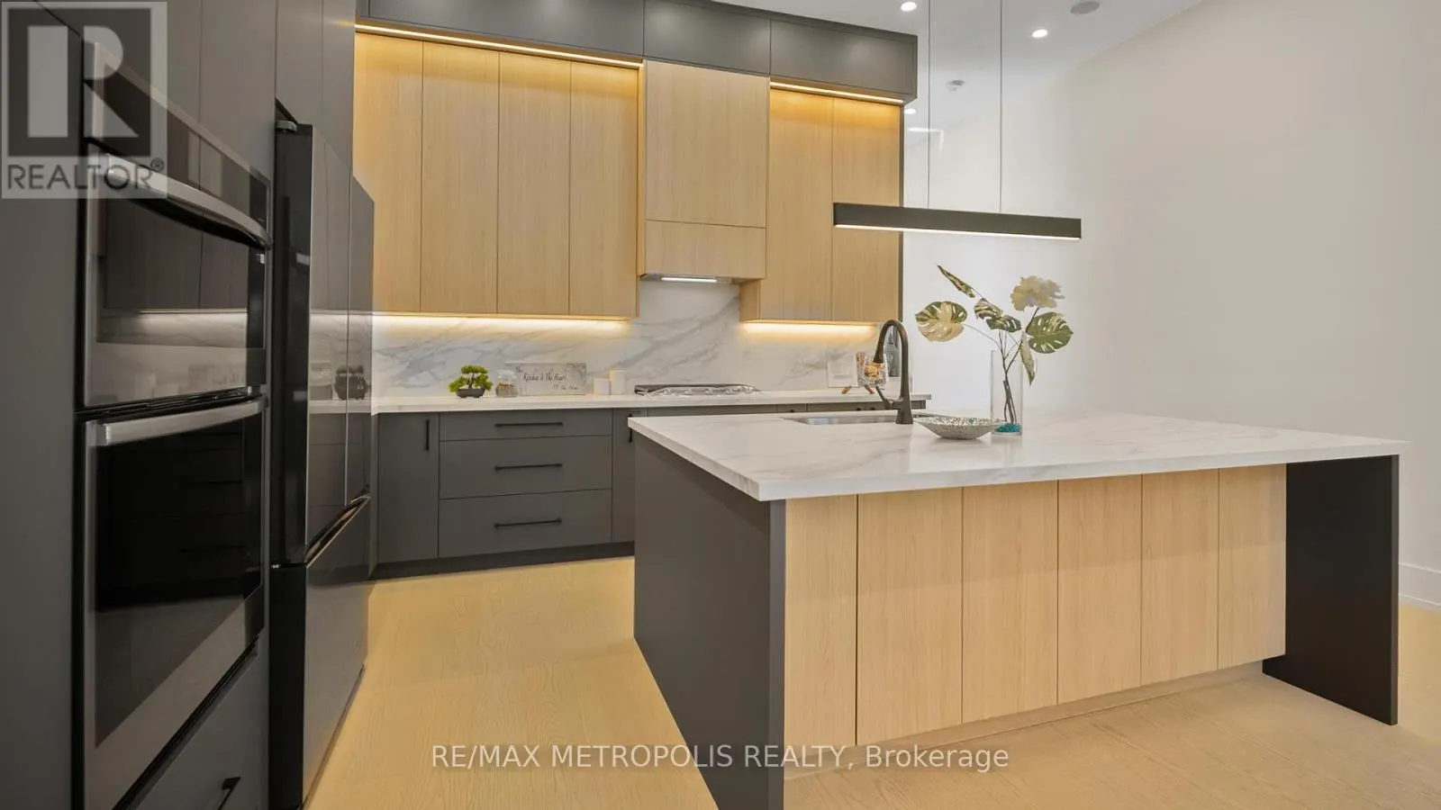39 KENWORTHY AVENUE