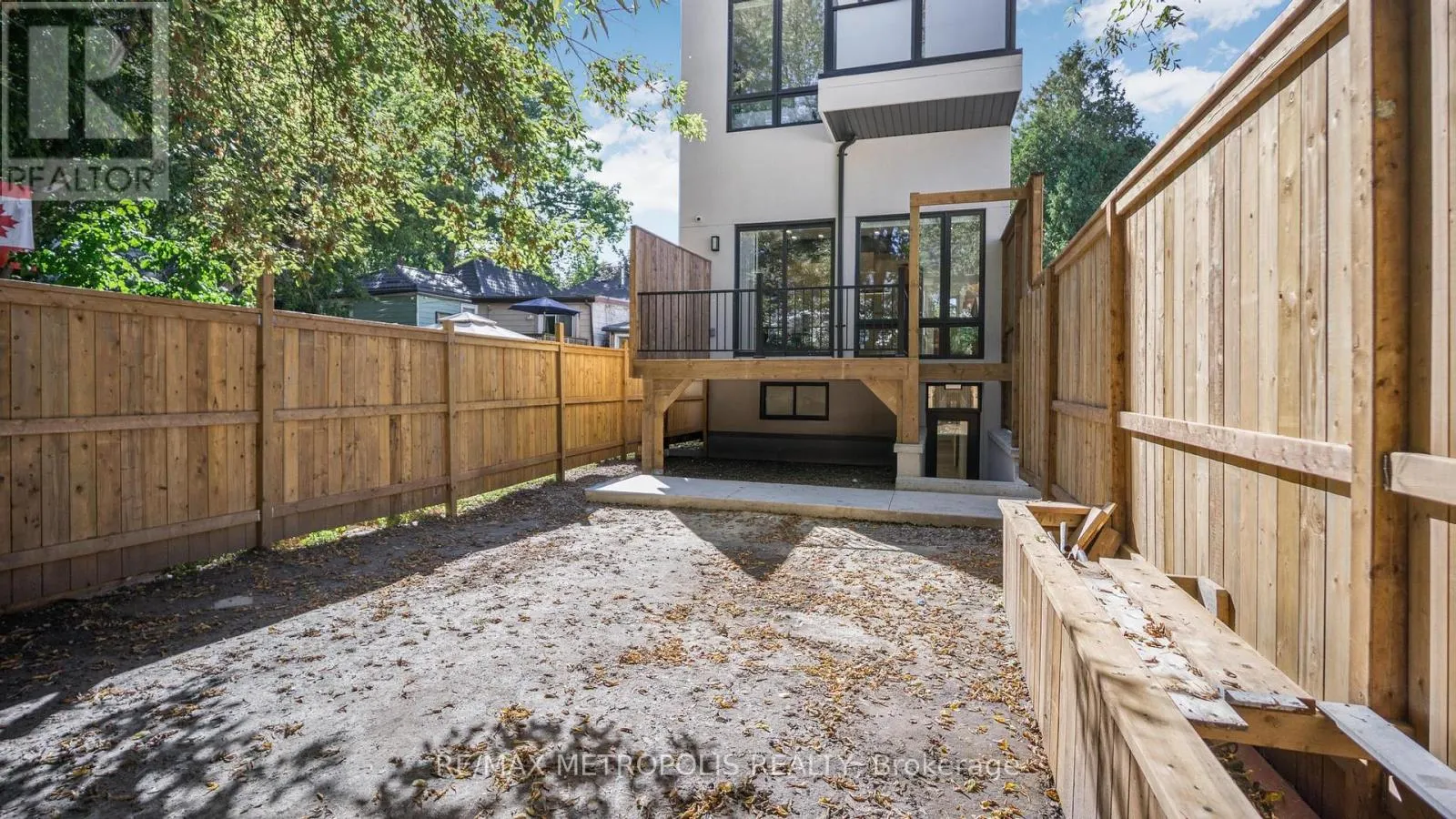 39 KENWORTHY AVENUE