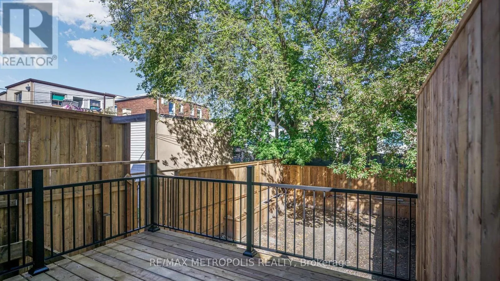 39 KENWORTHY AVENUE
