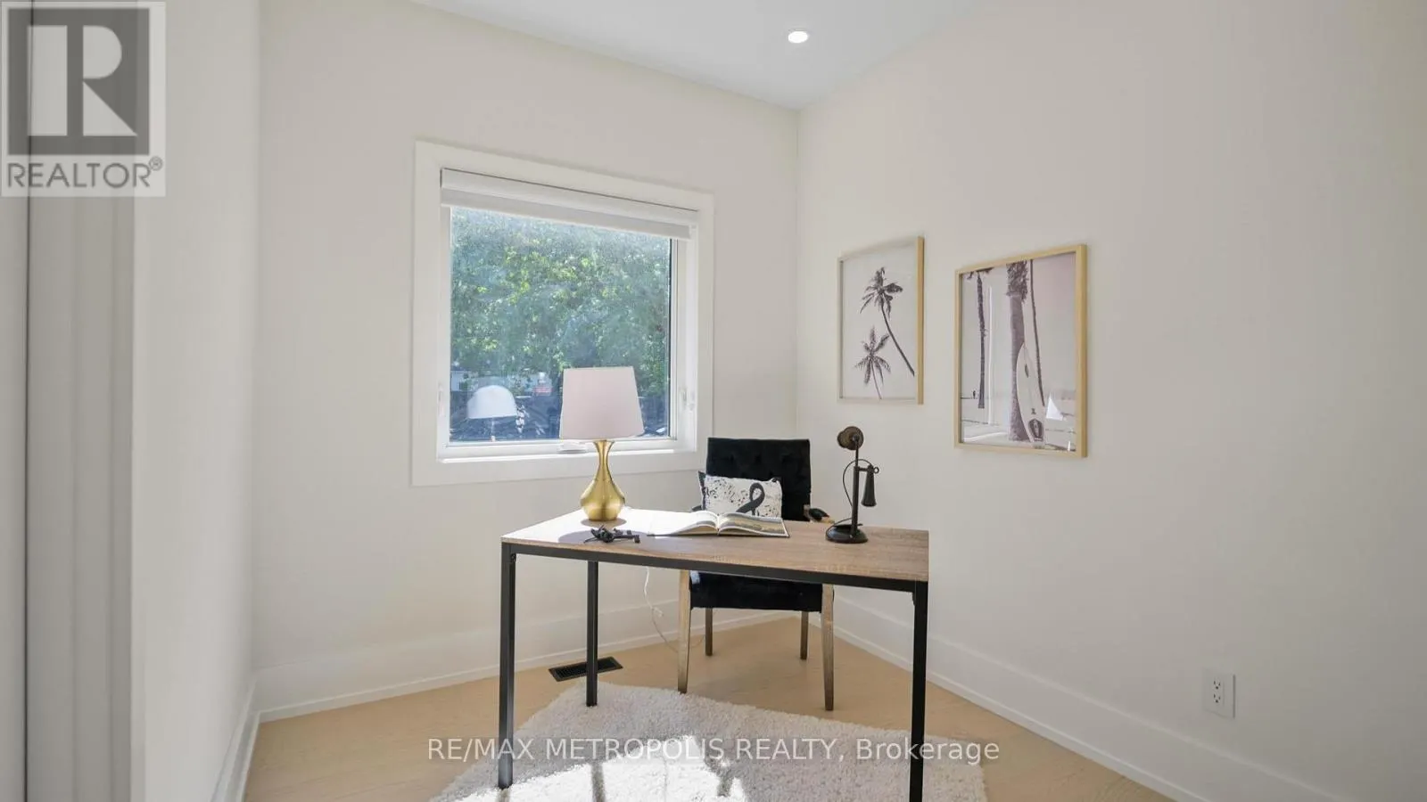 39 KENWORTHY AVENUE