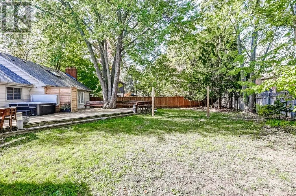 70 DUNSTALL CRESCENT