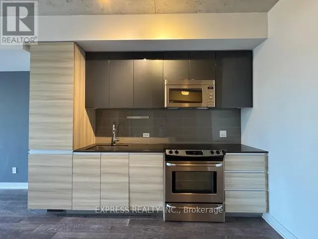 1002 - 1190 DUNDAS STREET E
