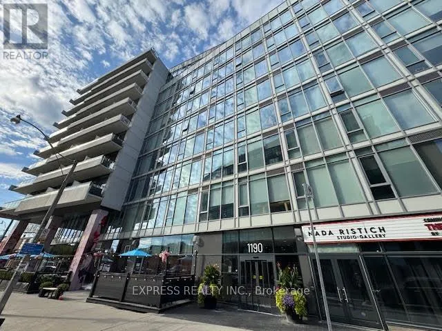 1002 - 1190 DUNDAS STREET E