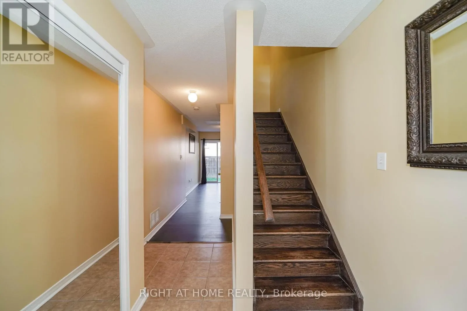 48 CURRAN HALL CRESCENT