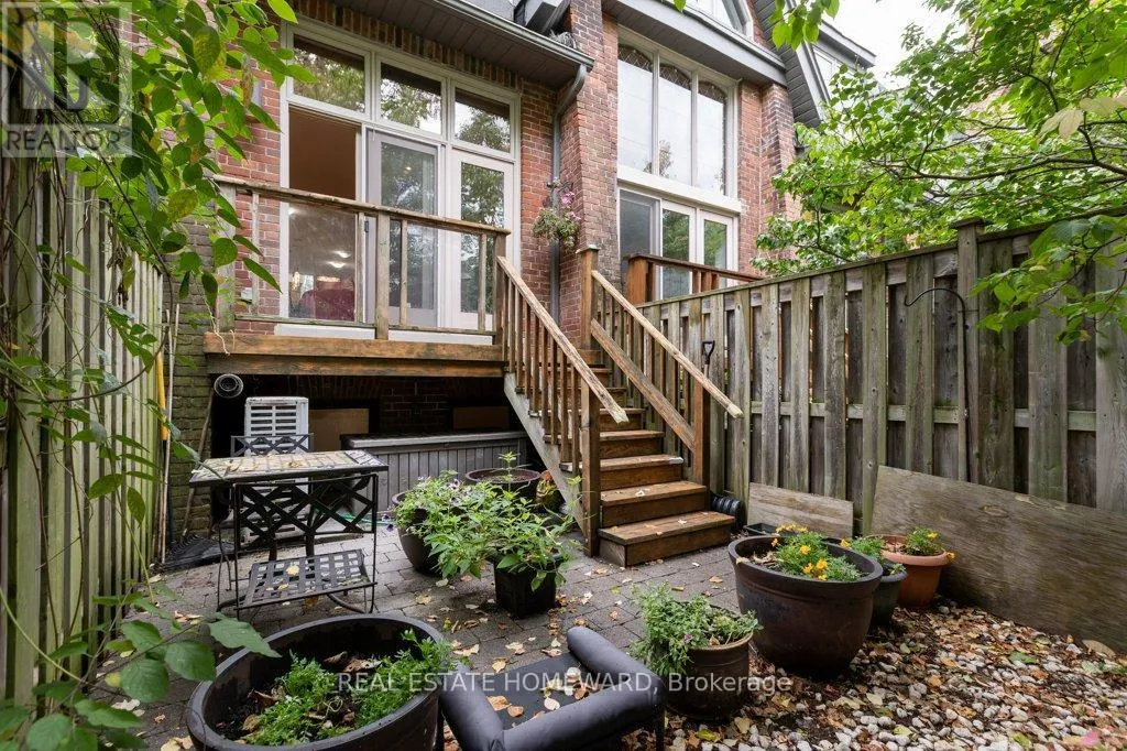 6 - 21 SWANWICK AVENUE