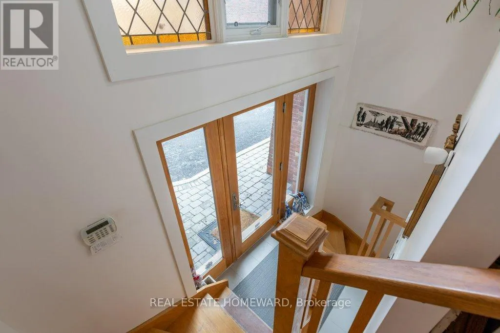 6 - 21 SWANWICK AVENUE