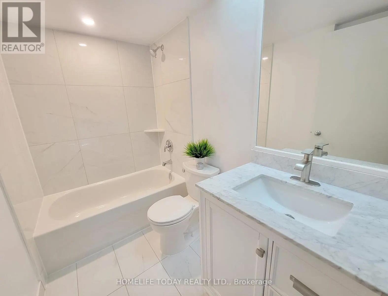 1510 - 2460 EGLINTON AVENUE E
