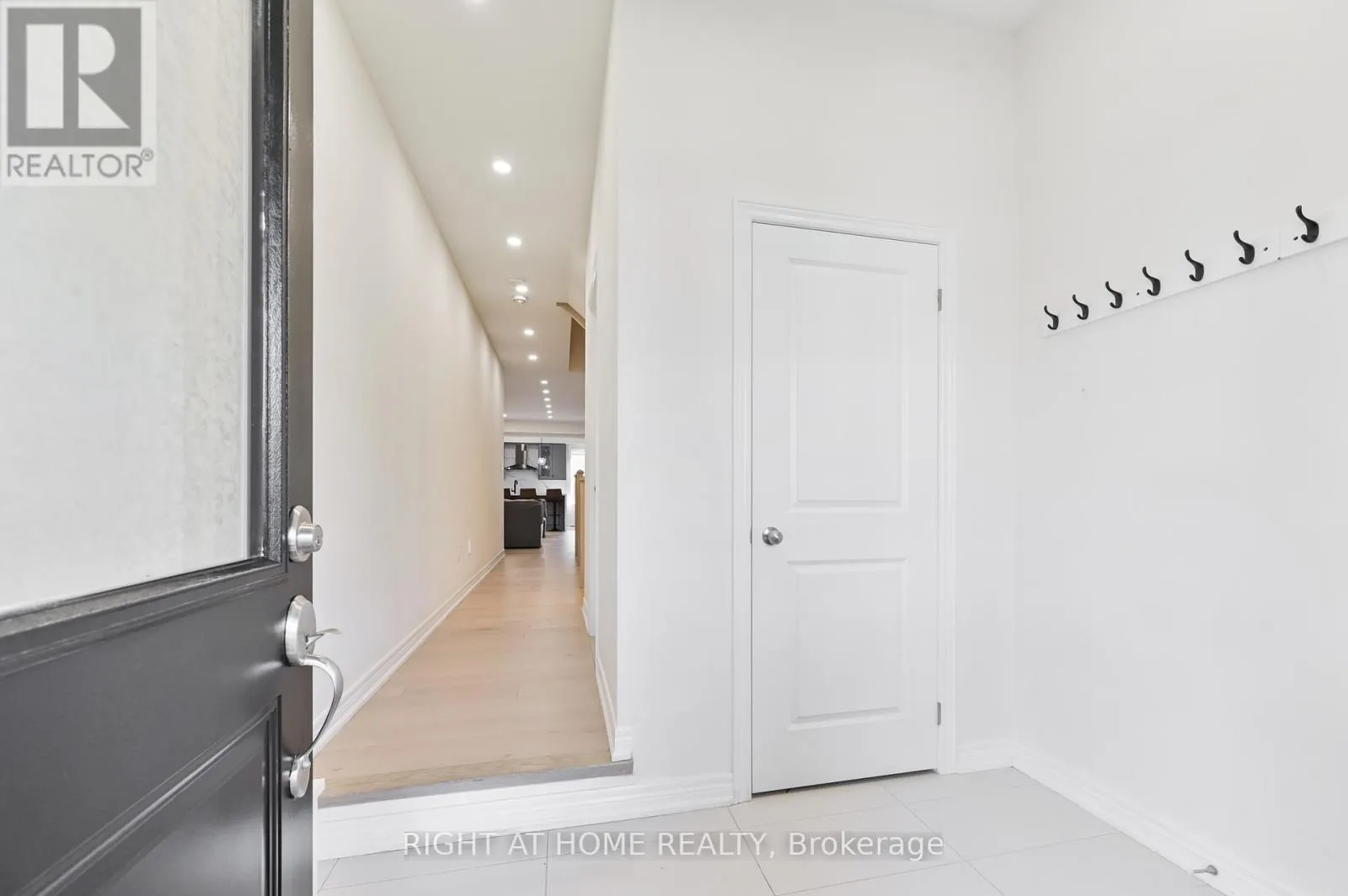 80 CONARTY CRESCENT
