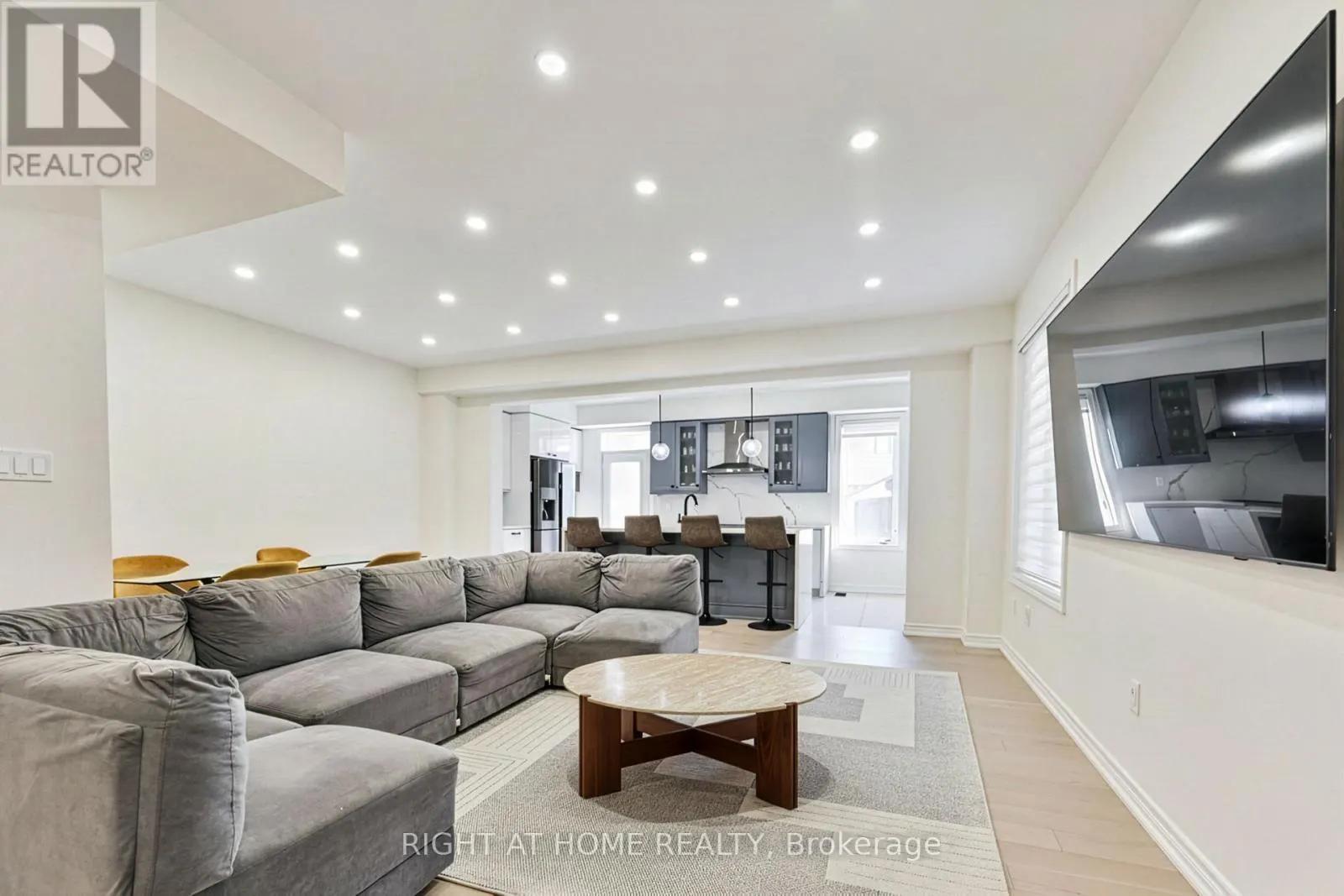 80 CONARTY CRESCENT