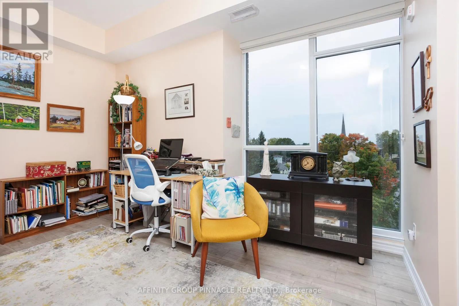 509 - 109 KING AVENUE E, #509