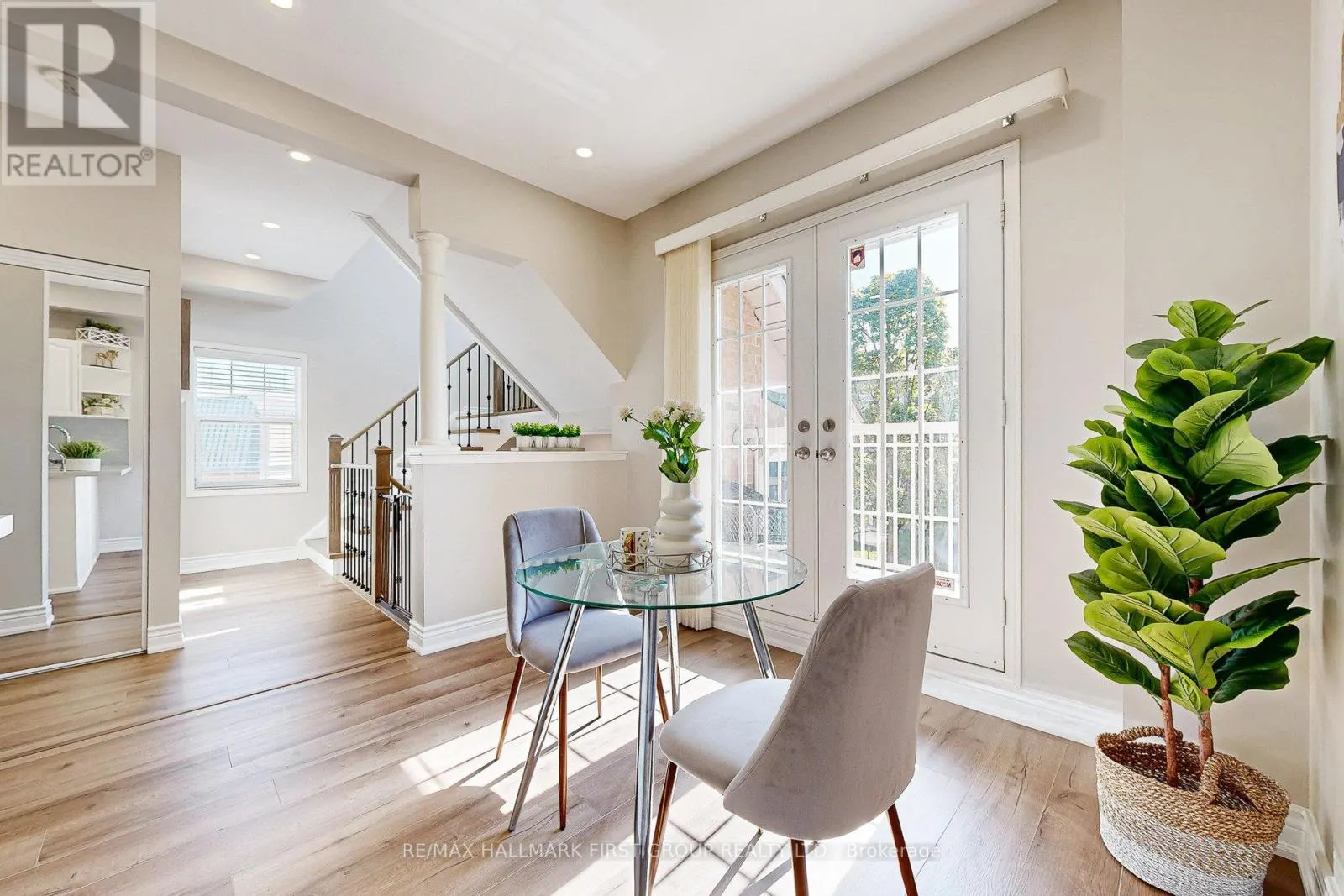 10 - 575 STEEPLE HILL