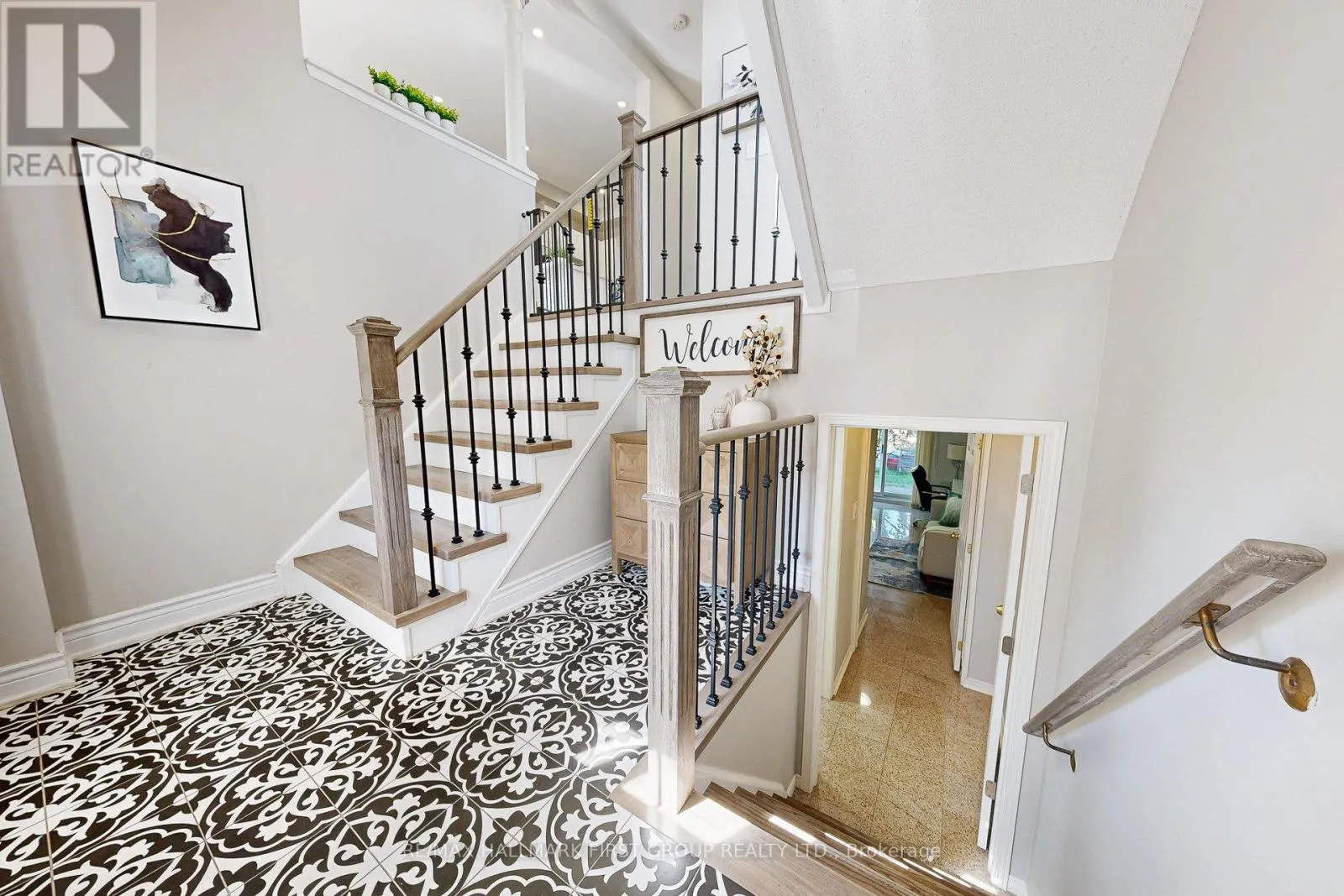 10 - 575 STEEPLE HILL