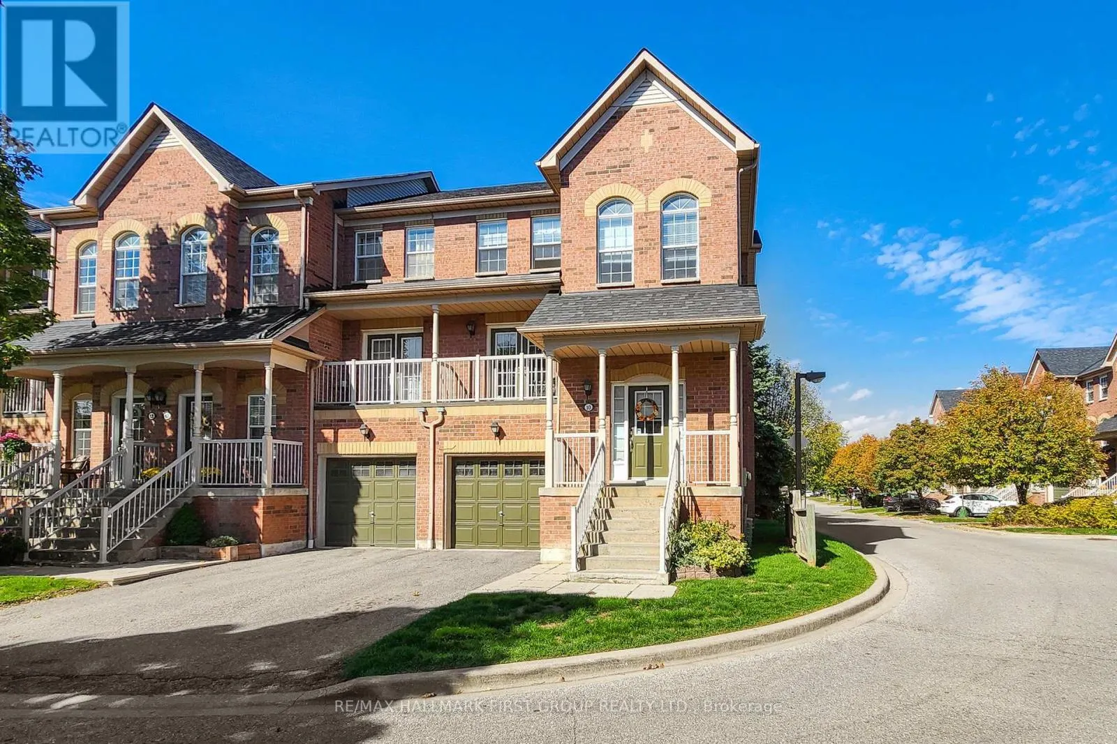 10 - 575 STEEPLE HILL